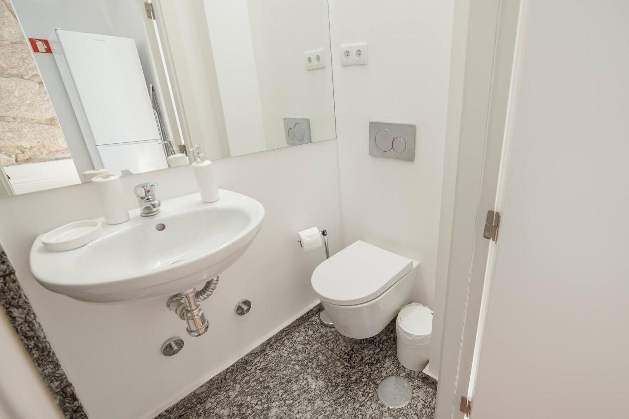 Apartment Costituicao Deluxe By Hosty Porto